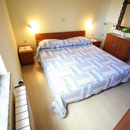 Apartments With A Parking Space Zadar - Diklo, Zadar - 5880 部屋 写真